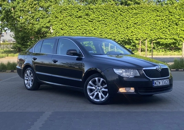 Skoda Superb cena 21400 przebieg: 278800, rok produkcji 2009 z Zwoleń małe 191